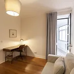 Flh Gulbenkian Fantastic Apartment With Balcony