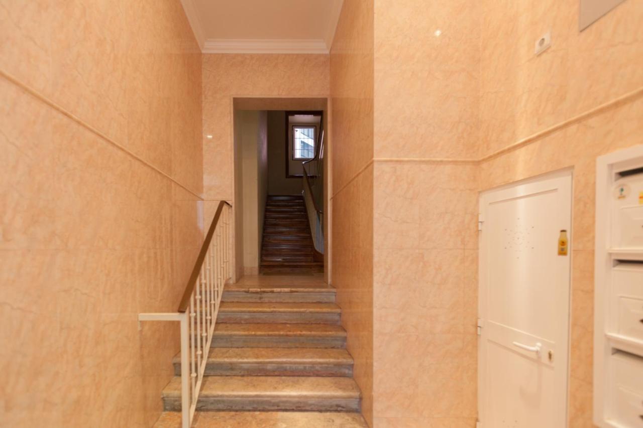 Apartment Flh Gulbenkian Fantastic With Balcony