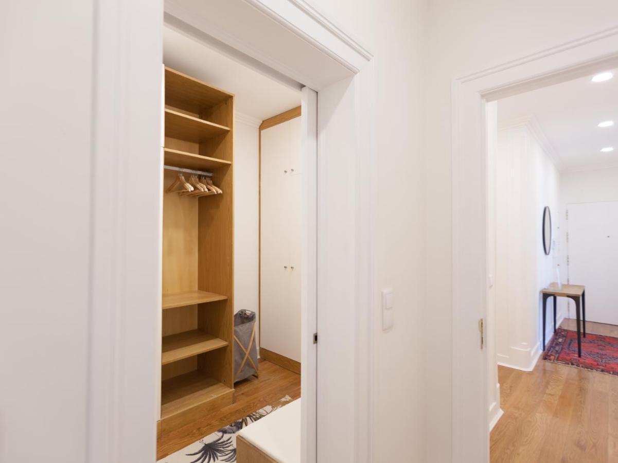 Flh Gulbenkian Fantastic With Balcony Apartment